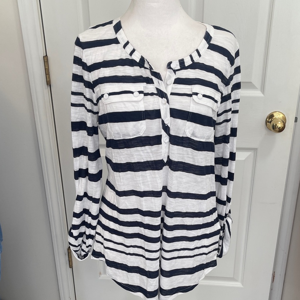 LUCKY BRAND NAVY AND WHITE STRIPED BUTTON DOWN TOP NWT